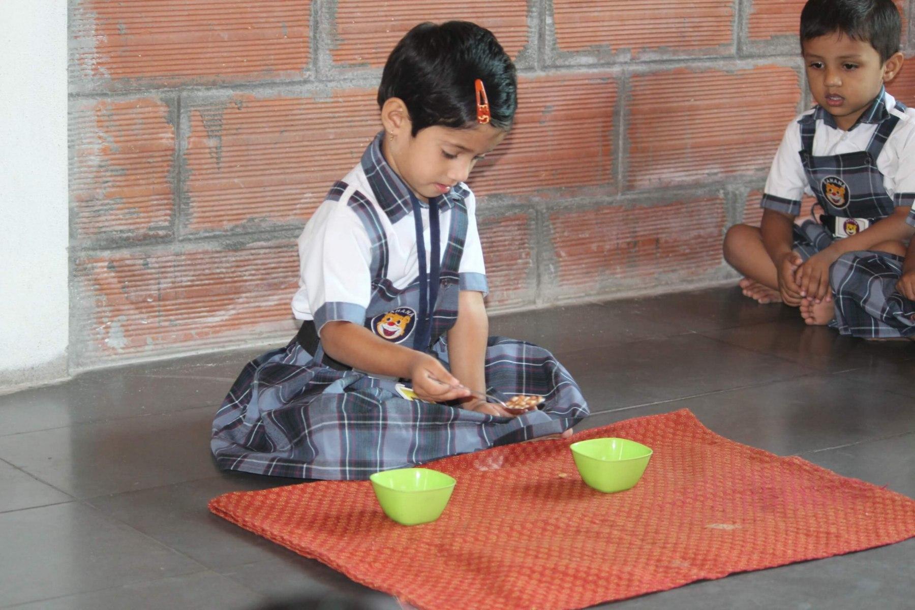 Montessori Method Teaching