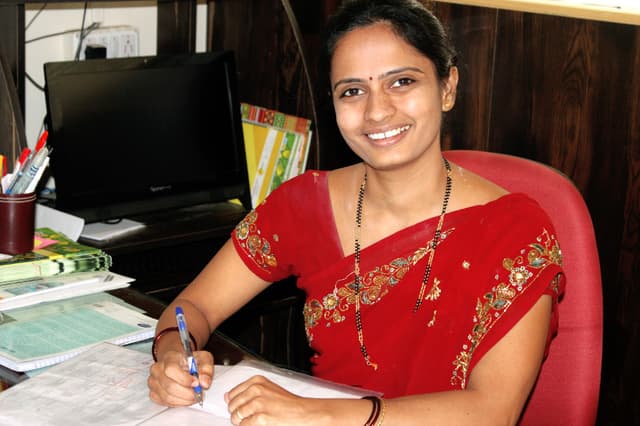Smt. Gayatri Joshi